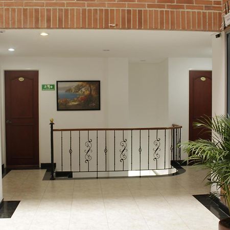 Hotel Real Estacion Bogotá Exterior foto